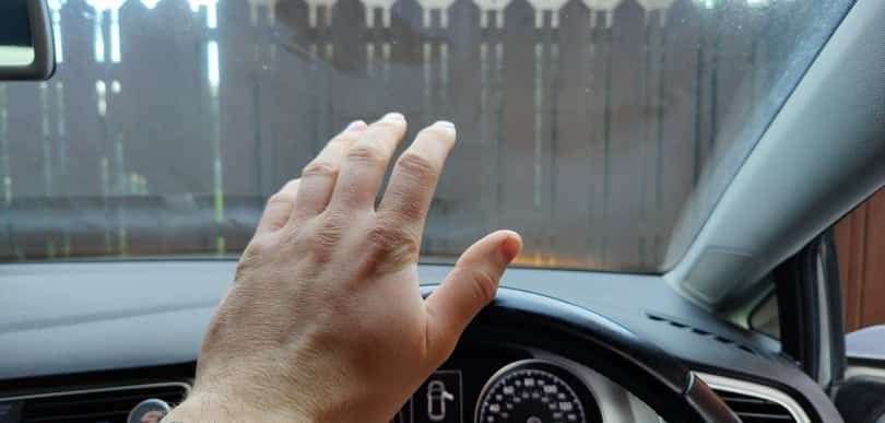 Many Irish people will give the 'thanks' hand gesture to other drivers.